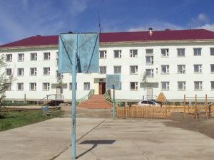 Концы в землю. В Якутии директор детдома пытался похоронить чужой телефон в гробу умершего воспитанника