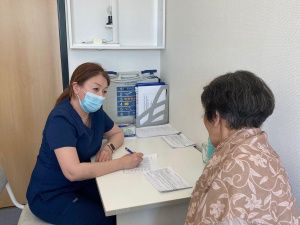 Более 360 человек обследовал онкологический десант в Усть-Алданском улусе 