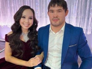 Фото: Семейный Новый год спортсменов Виктора Рассадина и Василия Егорова