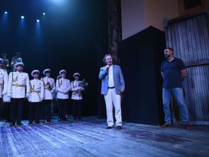 Более 3,5 тысяч зрителей посмотрели спектакли Приморского театра Горького в Якутске 