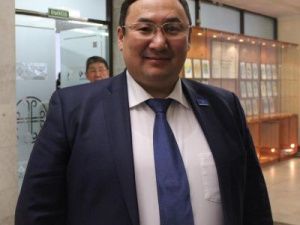 Прокурор требует забрать квартиры в Санкт-Петербурге и Москве у экс-главы улуса