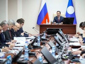 Айсен Николаев провёл заседание Комиссии по координации работы по противодействию коррупции