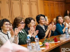 Матерям Якутии вручили госнаграды с денежным вознаграждением до одного миллиона рублей