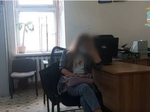 Нетрезвая 38-летняя женщина совершила ложный вызов в полицию Якутска из-за недостатка внимания