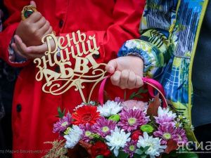 Глава Якутии поздравил с Днём знаний