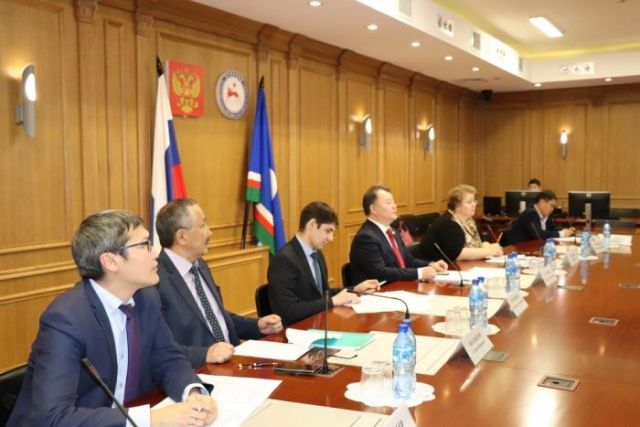 Алексей Стручков внес предложения по созданию благоприятных условий для работы НКО