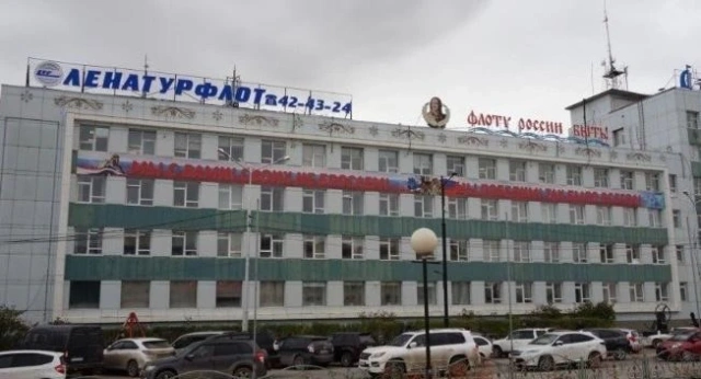 Вопрос банкротство «Ленатурфлота» завис до сентября. Следом прилетел еще один иск — на 5,6 млн