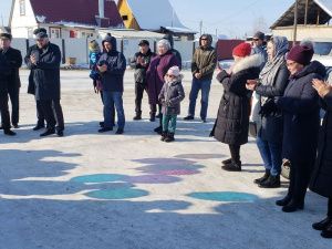 В Мархе открылась вторая теплая автобусная остановка