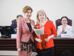 Профессия добрых дел: В Якутске поздравили социальных работников