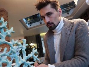 На концерте в Самаре Дима Билан вел себя неадекватно