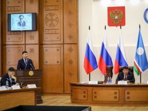 Якутия отмечает 130-летие Платона Ойунского