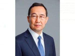 Глава Якутии Айсен Николаев поздравляет с Днём российского предпринимательства