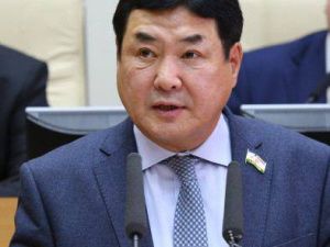 Депутата-коммуниста досрочно лишат полномочий за нарушение антикоррупционного законодательства