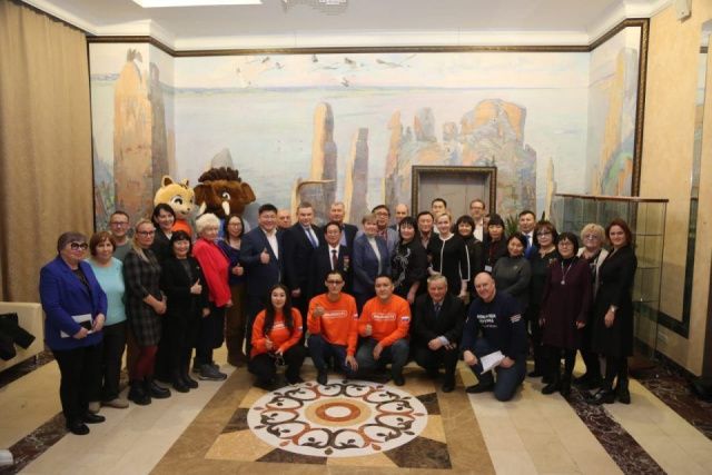 Представители «Якутского землячества» встретились с доверенными лицами Владимира Путина