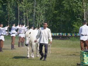 Гость праздника «Ысыах — праздник единства и дружбы народов» посвятил Якутии стихотворение
