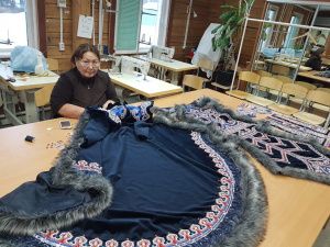 Модельер Августина Филиппова рассказала, как создавала наряд для Натальи Строевой