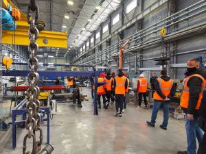 С ТОНКОСТЯМИ ЖЕЛЕЗНОДОРОЖНОЙ РАБОТЫ БУДУЩИМ АВТОМЕХАНИКАМ ОЗНАКОМИТЬСЯ ПОЛЕЗНО!