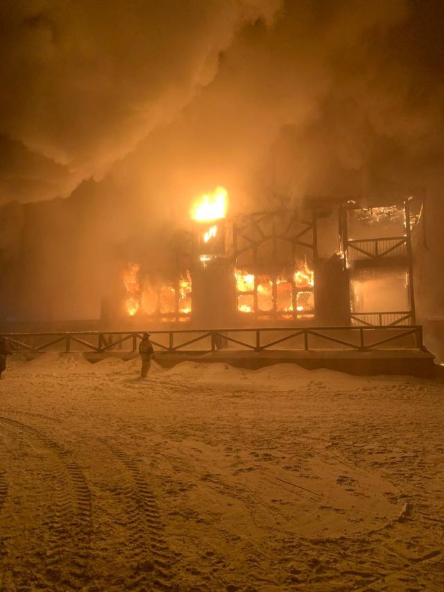 Ресторан парка Урдэл загорелся второй раз!