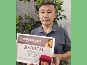 Якутянин признан одним из лучших пчеловодов России