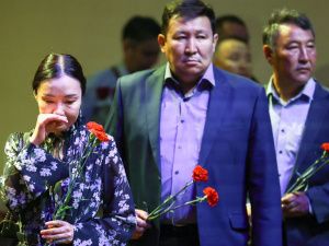 Фото: в Якутске прощаются с Михаилом Николаевым