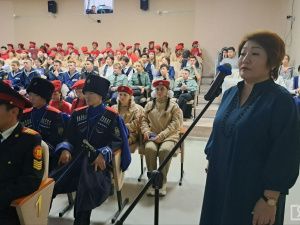Юнармейцы, курсанты и кадеты встретились с отцом Героя России Дмитрия Егорова
