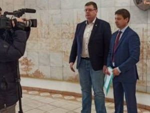 Владимир Федоров подал документы в Избирком