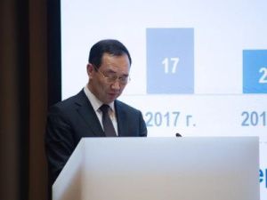 Айсен Николаев принял участие в совещании по итогам социально-экономического развития в 2021 году у полпреда Президента в ДФО