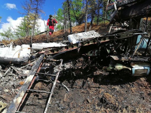 Опубликованы фото с места происшествия с самолетом Ан-2 в Якутии