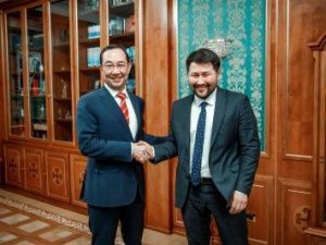 Айсен Николаев встретился с Евгением Григорьевым