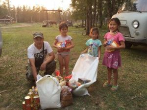 В Чурапчинском улусе многодетным семьям оказана дополнительная матпомощь