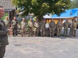 Айсен Николаев встретился с бойцами из Якутии в зоне СВО