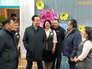 Айсен Николаев рекомендует правительству отменить постановление об оптимизации соцучреждений