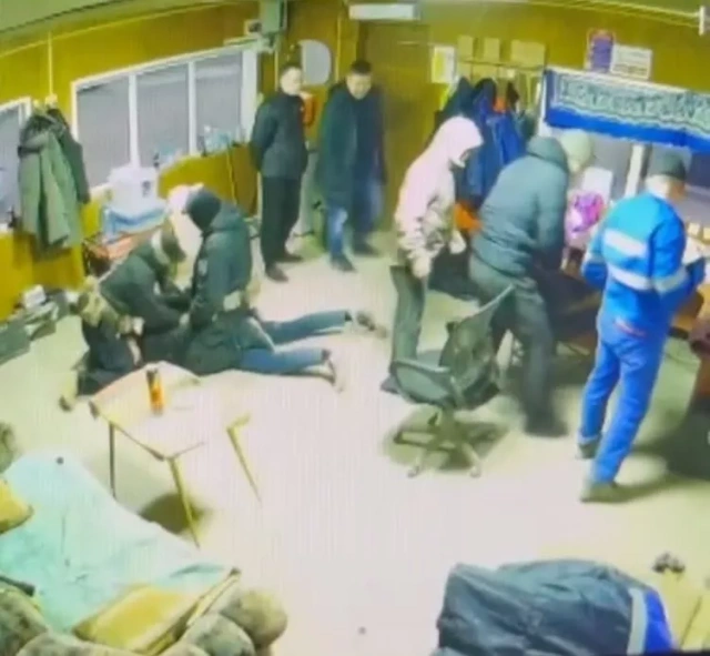 "Во время проведения опроса мужчина почувствовал себя плохо". МВД Якутии проводит проверку после смерти задержанного