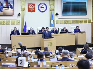 Ил Тумэн согласовал назначение членов Правительства республики, представленных на рассмотрение Главой Якутии