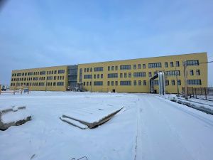 Строительство самой большой школы Якутии завершат к концу года