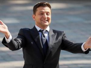 Владимир Зеленский объявил о роспуске Верховной рады