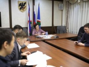 Сардана Авксентьева: «Мы стремимся сделать качественные дороги»