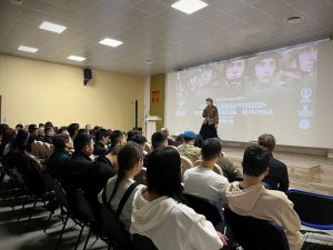 Команда фестиваля «Кино на службе Отечеству» посетила алмазную выставку в Якутске