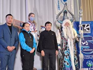 В Якутии наградили чемпионов V экстремального марафона «Полюс холода Оймякон»