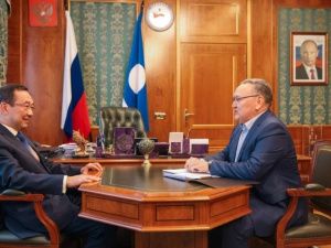 Предложения по развитию энергетики озвучил Айсену Николаеву народный депутат Виктор Федоров