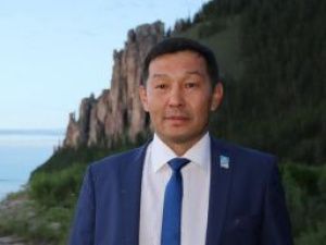 Лесные пожары на Ленских столбах тушат более ста человек