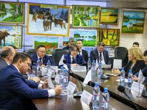 Джулустан Борисов выступил на сессии по развитию нефтегазовой промышленности на I Дальневосточном форуме недропользования в Якутске