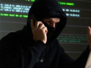 Мошенник представлялся оператором сотовой связи