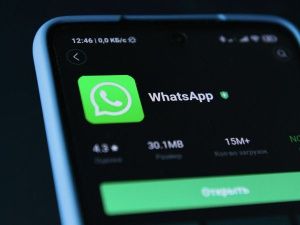 Обратилась за помощью по WhatsApp: Пенсионерка стала жертвой "близкой подруги"