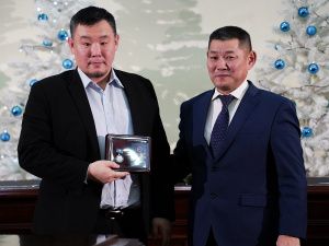 Евгений Григорьев встретился с общественностью города Якутска