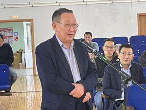 В Намском районе проходит отчет Правительства Якутии