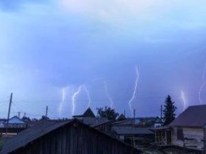 Синоптики обещают грозы в девяти районах Якутии