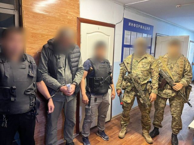 В Якутии 45-летний уроженец Ингушетии вымогал дорогостоящий автомобиль