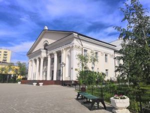 Открылись первыми. Старейший театр Дальнего Востока Русский драмтеатр им. Пушкина начал продажу билетов на спектакли 130-го сезона