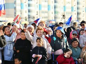 Жители Якутска собрали помощь курянам в День города